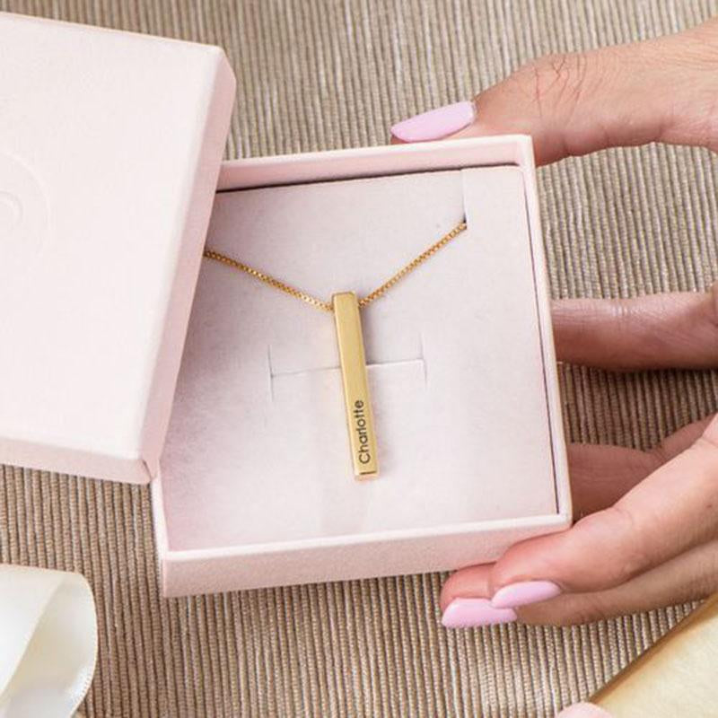Collier à barre personnalisé