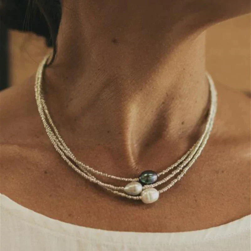 Collier de perles naturelles