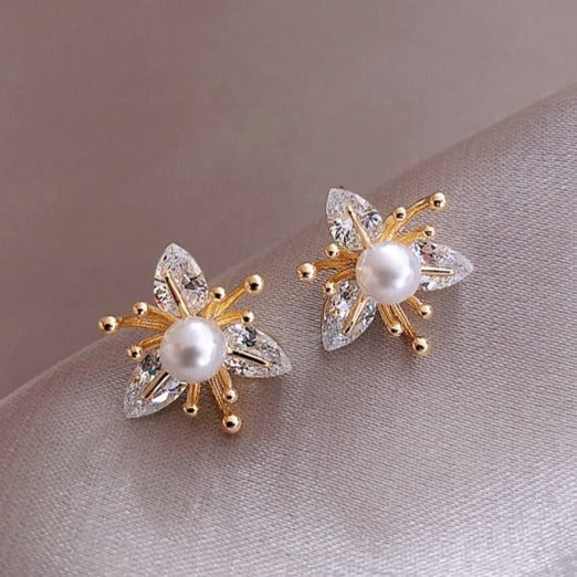 Boucles d'oreilles florales perles et cristaux