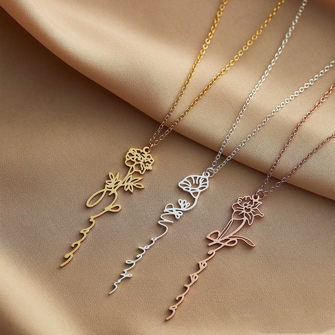 Collier fleurs de naissance personnalisé