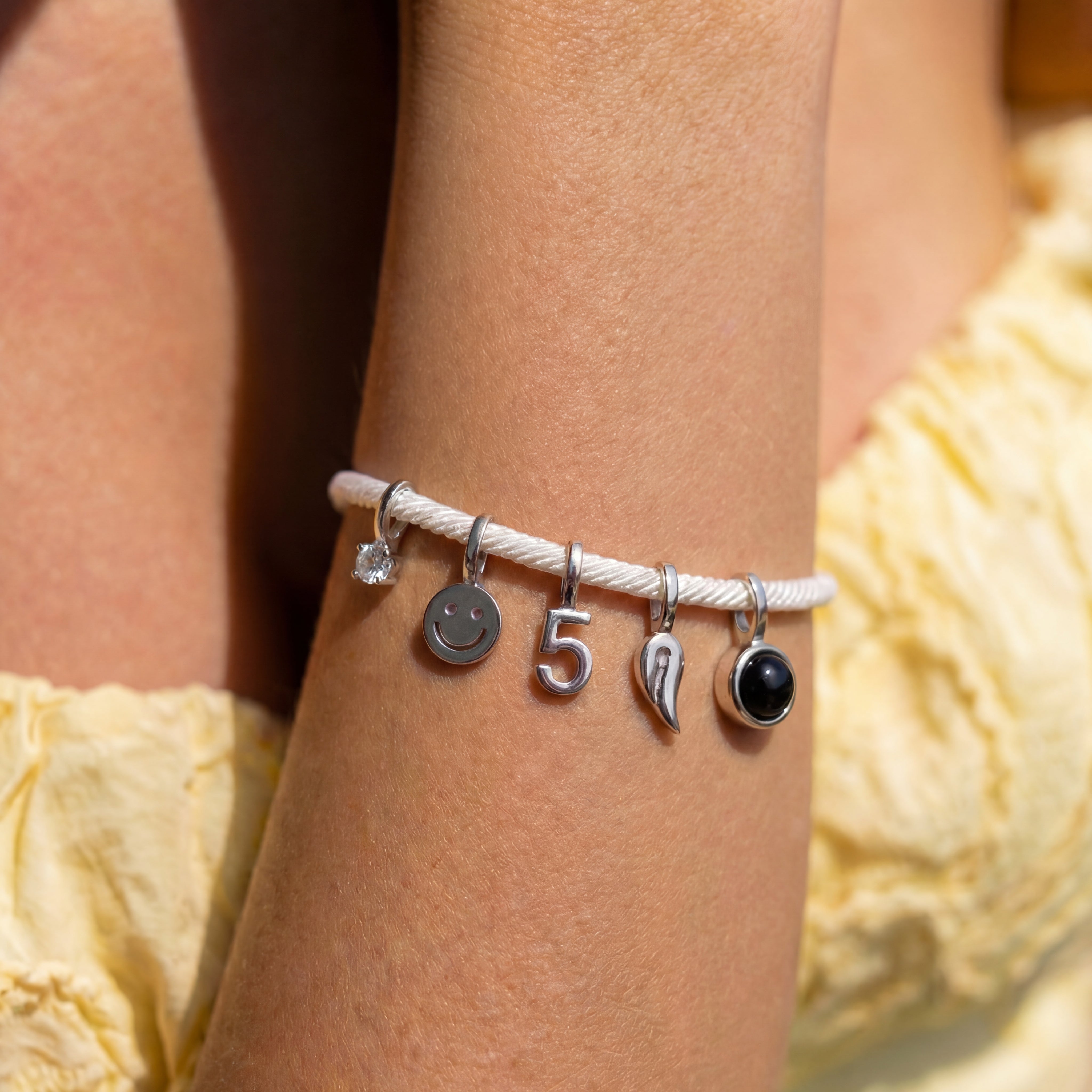 Bracelet Personnalisé avec Charms - Essence