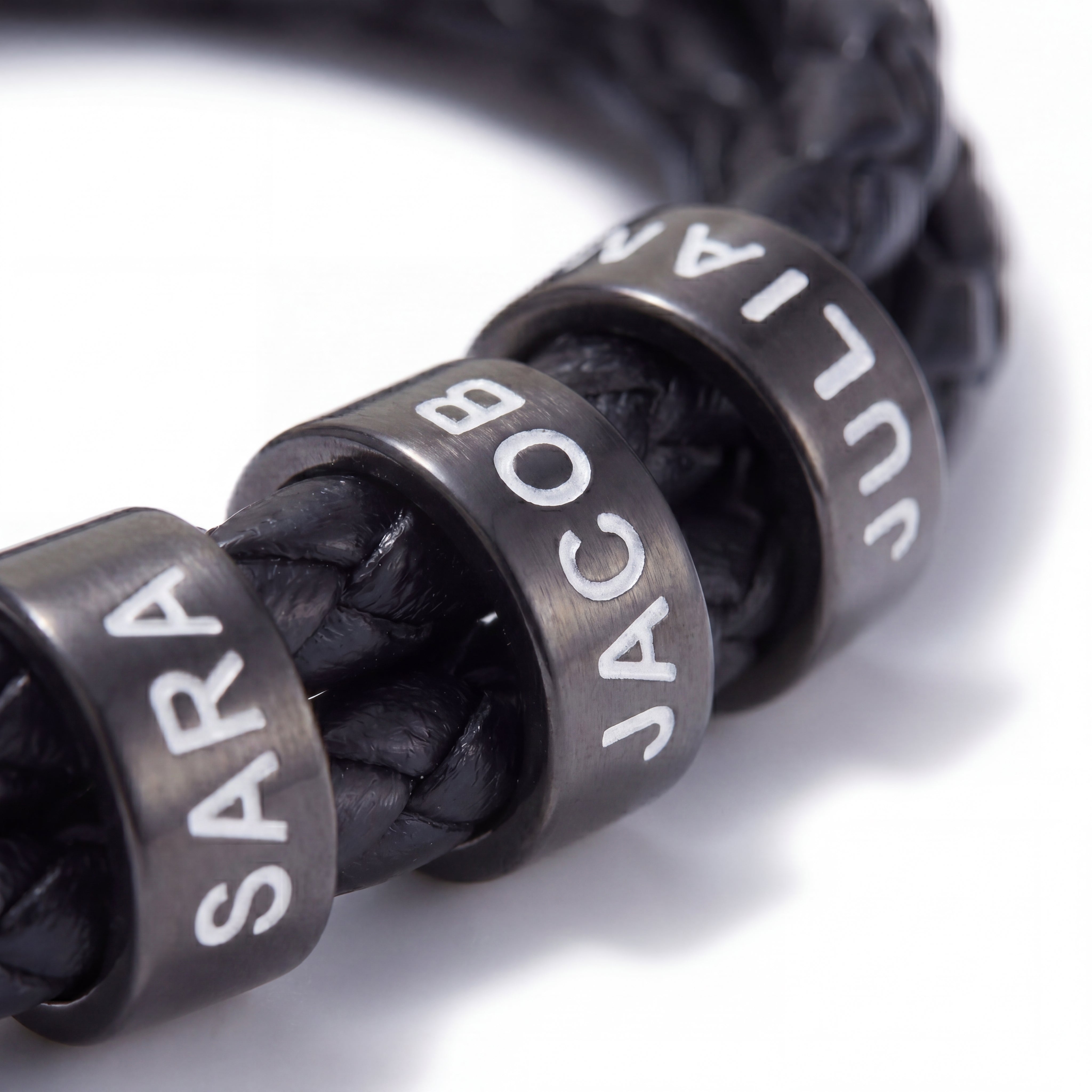 Bracelet en cuir avec gravure
