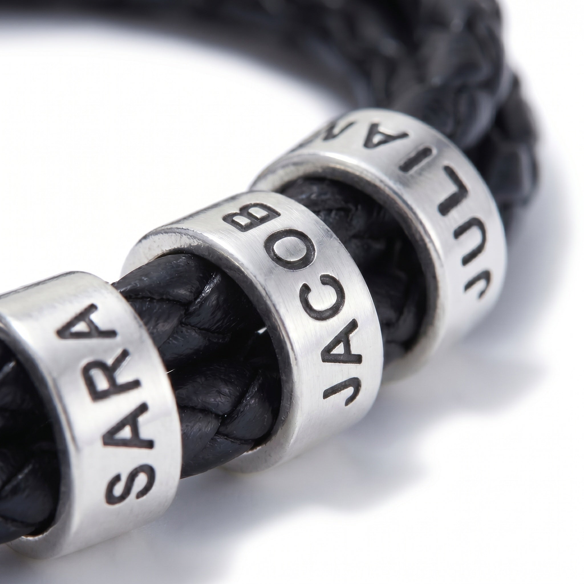 Bracelet en cuir avec gravure