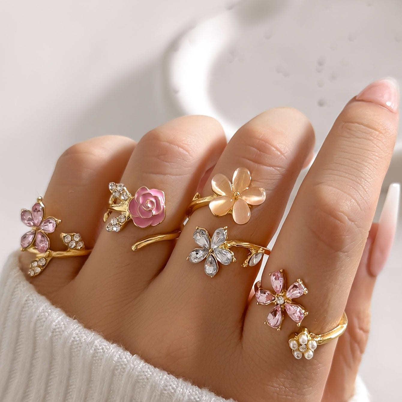 Set Of Alloy Rings With Diamantes And Pearls