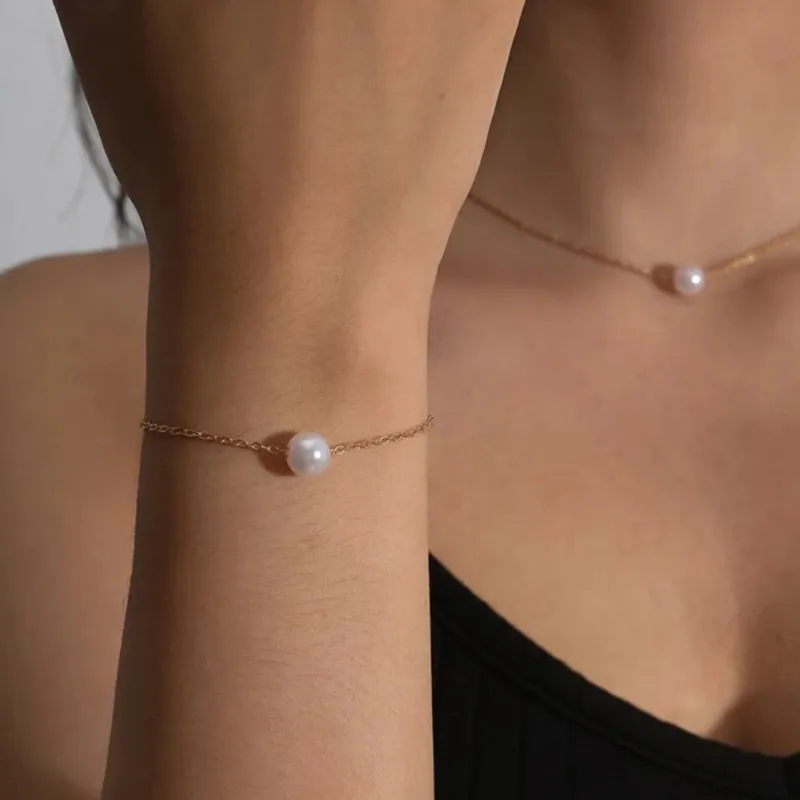 Bracelet perlé doré
