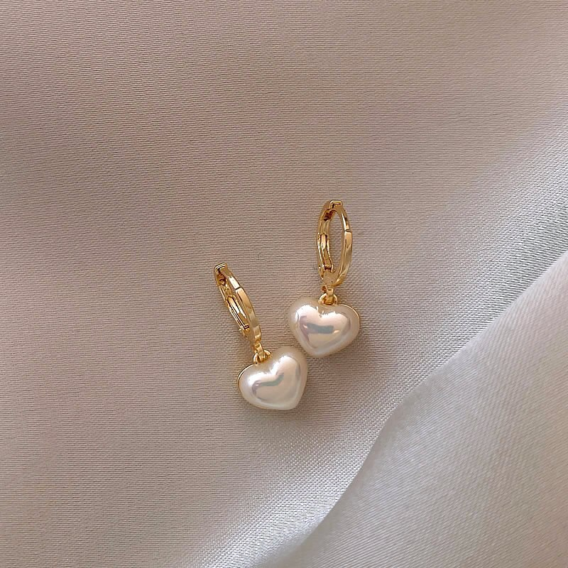 Boucles d'oreilles élégantes cœur en perles