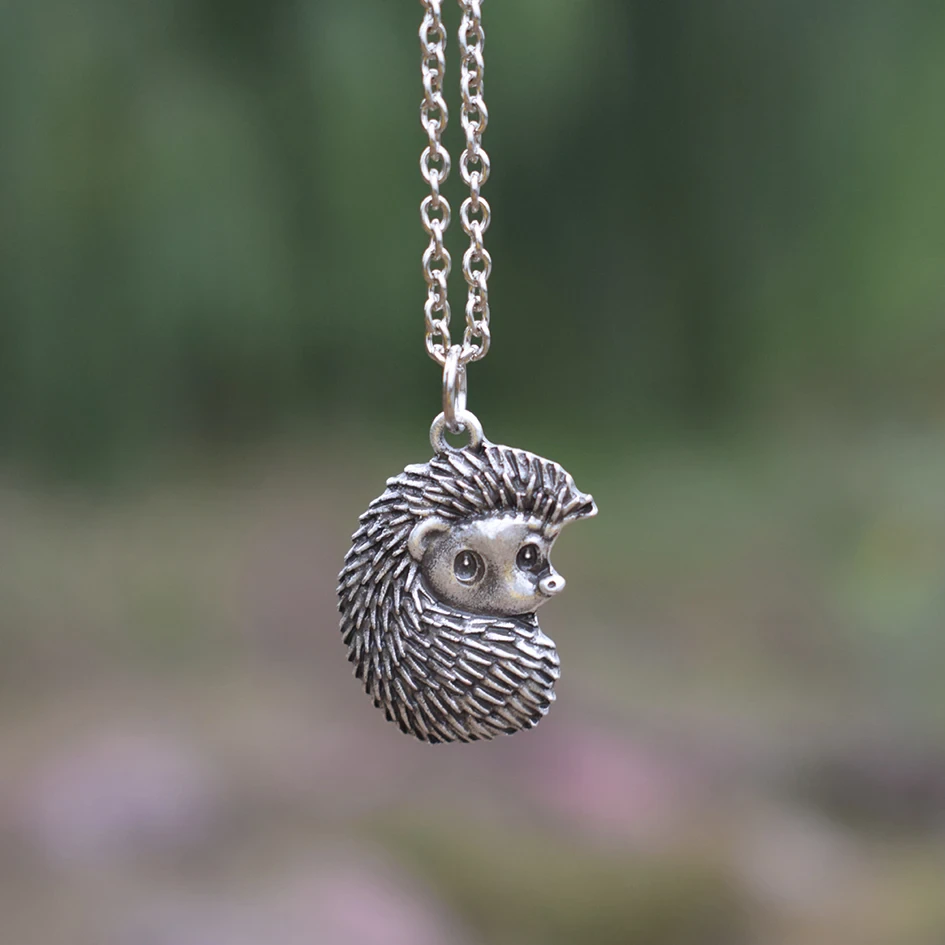 Collier vintage en argent avec porc-épic