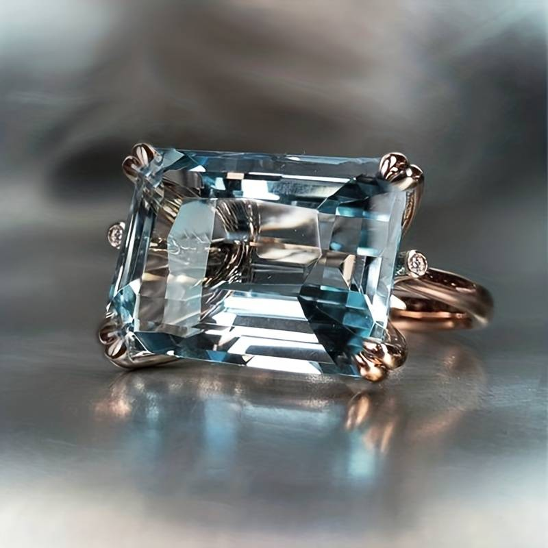 Bague vintage en zircone bleue