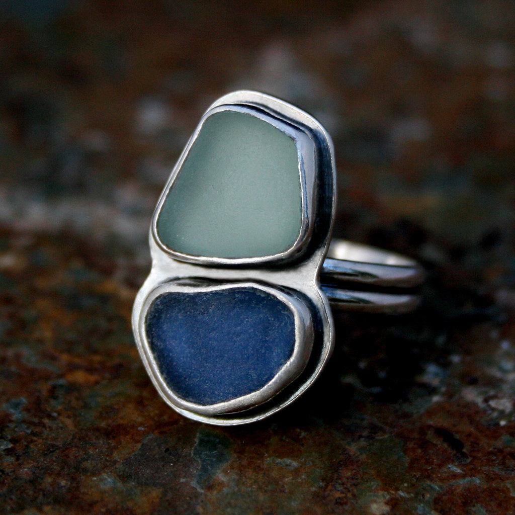 Bague Vintage en Argent et Pierres