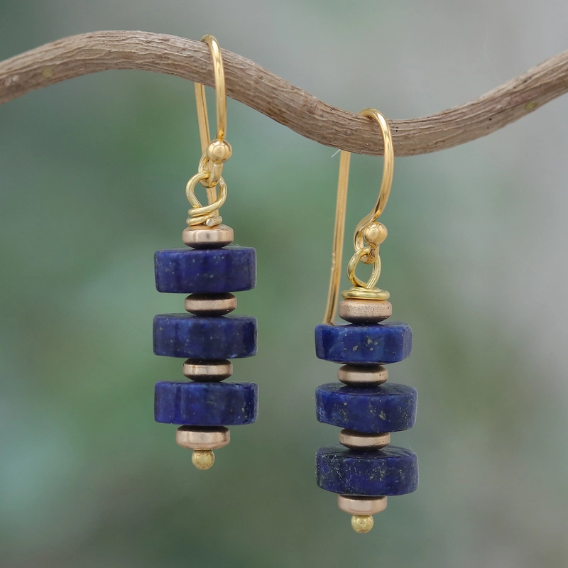 Boucles d'oreilles pendantes vintage or et pierres bleues