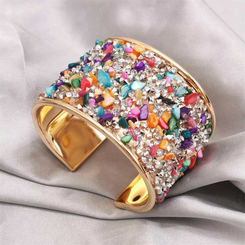 Bracelet doré vintage avec cristaux colorés