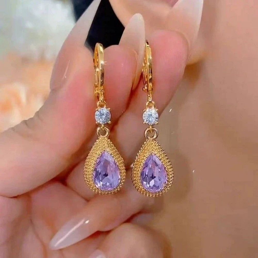 Boucles d'oreilles pendantes Gouttes d'eau violettes