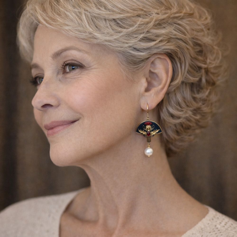 Boucles d'oreilles bohèmes avec perles et cristal rouge