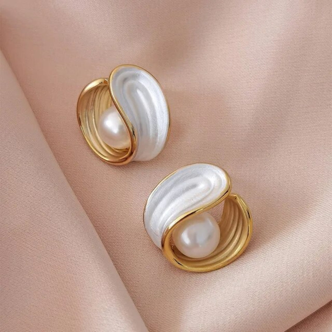 Boucles d'oreilles de luxe en opale blanche et perles sur or