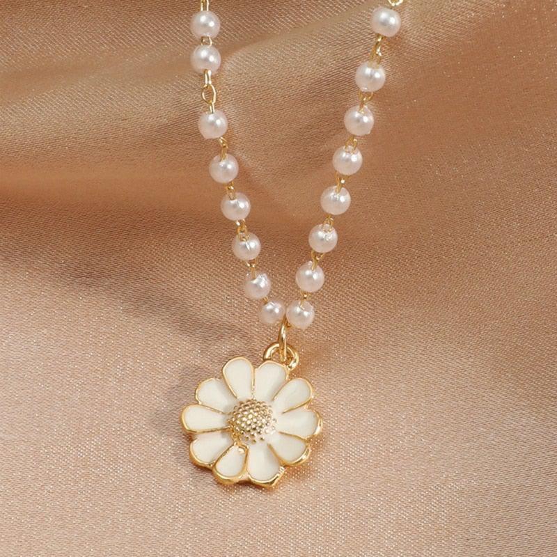 Marguerite avec Pendentif en Perle