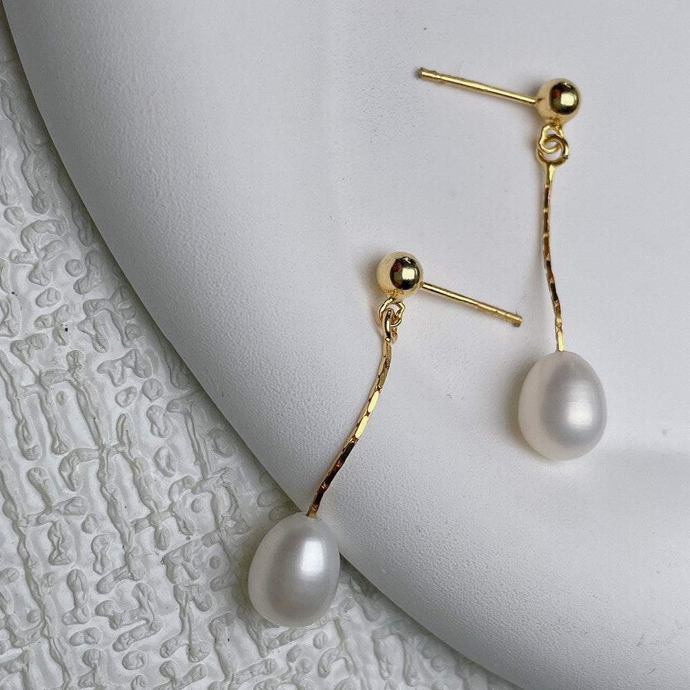 Boucles d'oreilles délicates en perles d'eau douce