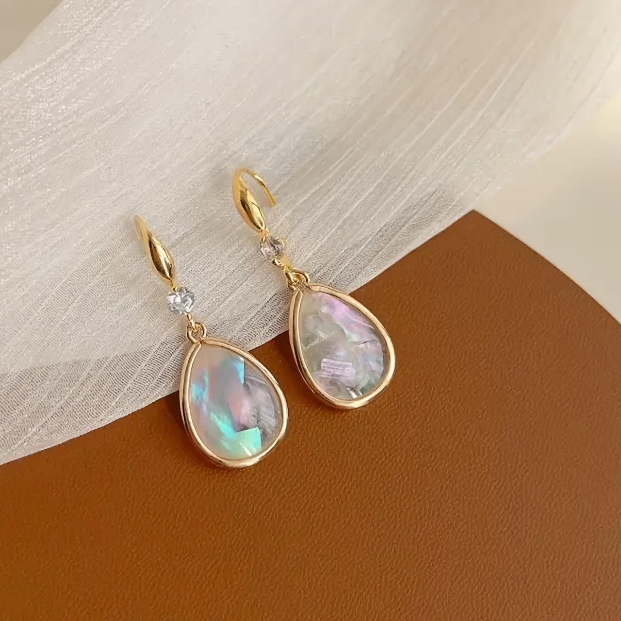Boucles d'oreilles en cristal goutte d'eau bleu doré