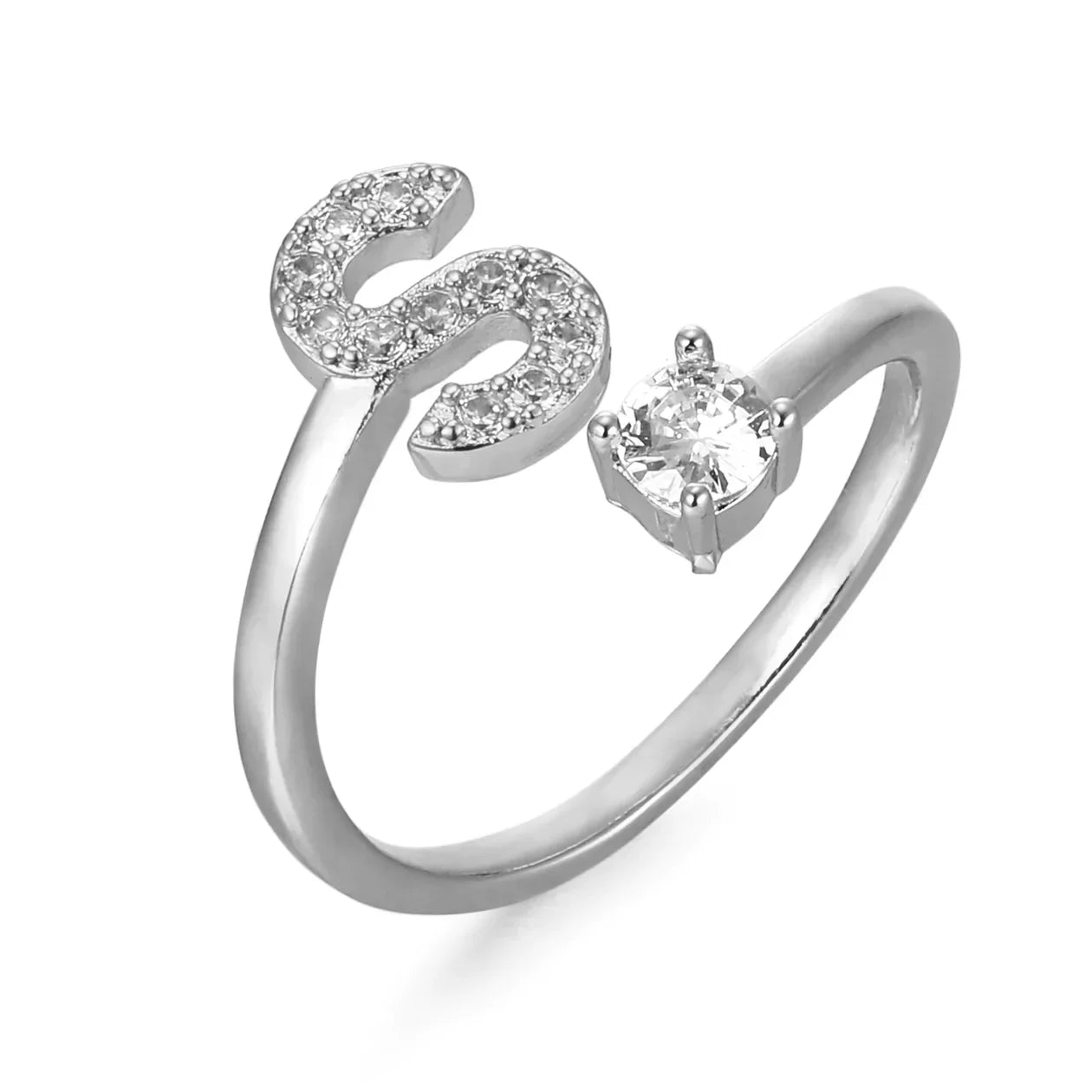 Bague en zirconium avec lettres