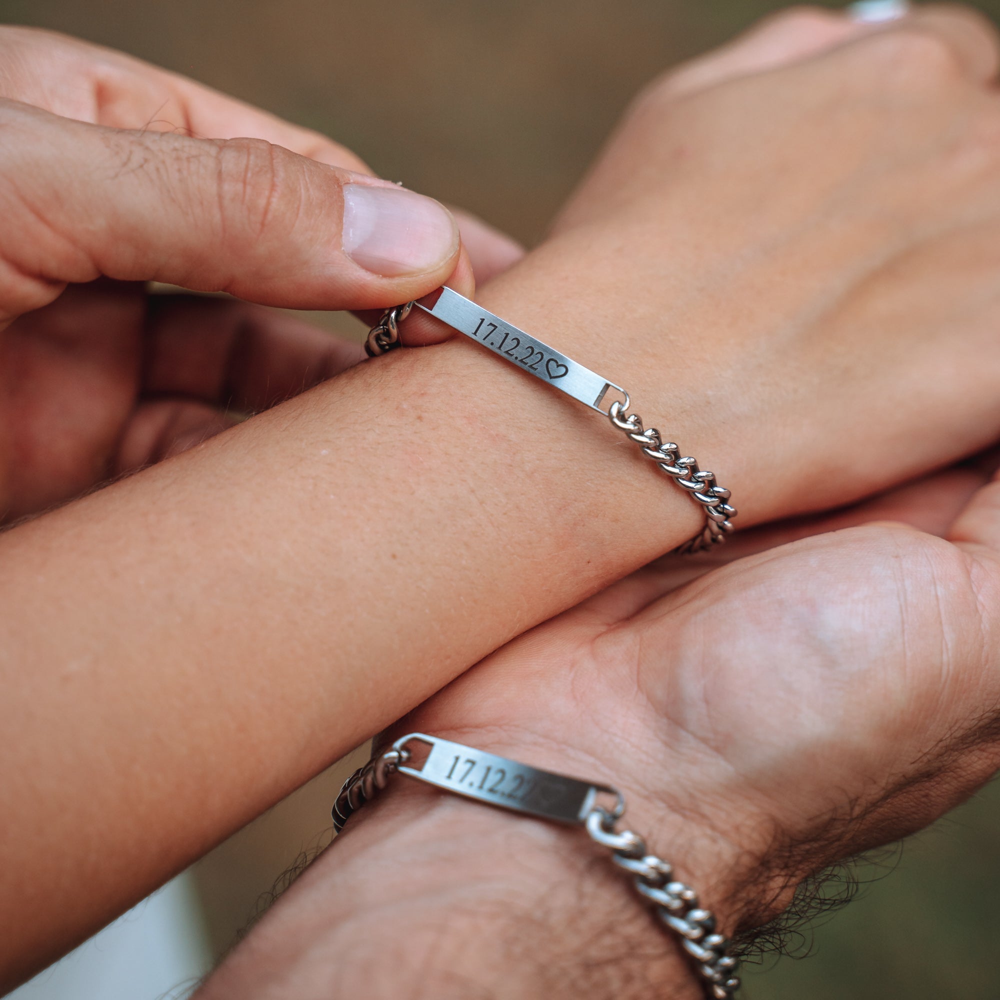 Bracelets partenaires avec gravure
