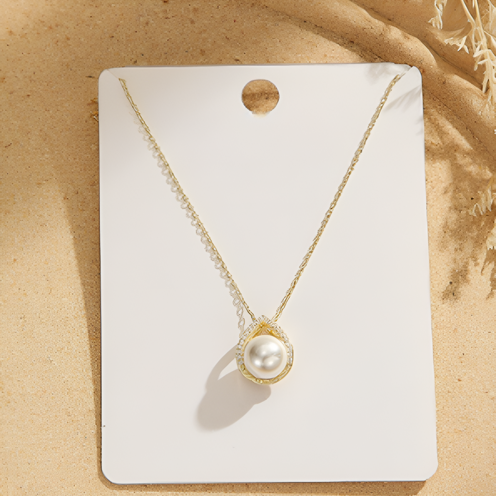 Élégant collier de perles en goutte