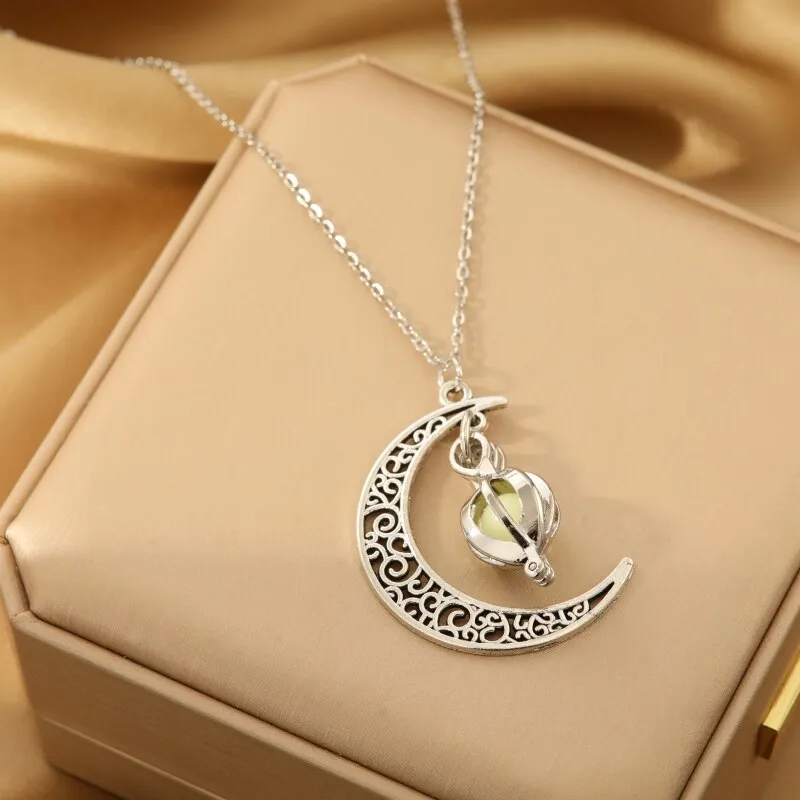 Collier Lumineux Lune Vintage
