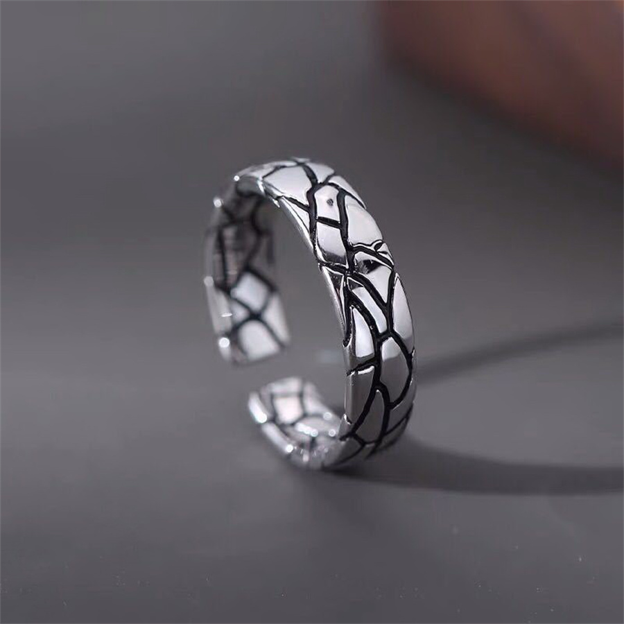 Bague argentée échelles vintage