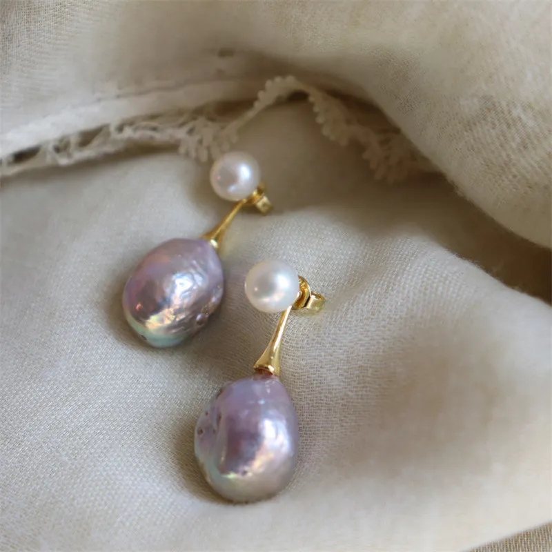 Boucles d'oreilles élégantes en perles violettes