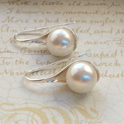Élégantes Boucles d'Oreilles en Perles d'Argent