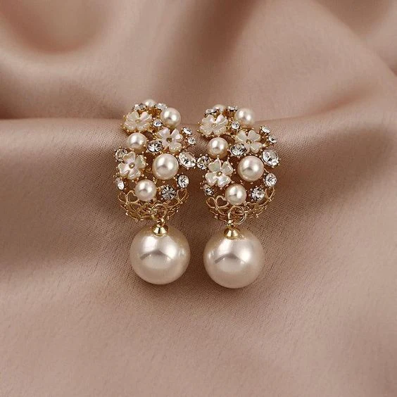 Boucles d'oreilles élégantes Fleur Perle
