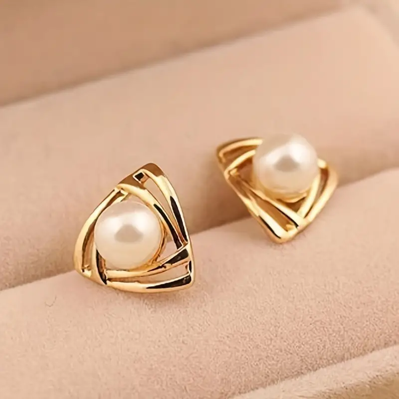 Boucles d'oreilles élégantes perles et or