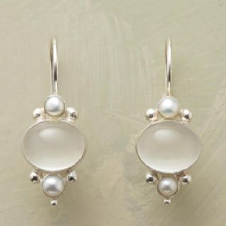 Boucles d'oreilles vintage en cristal blanc et perles