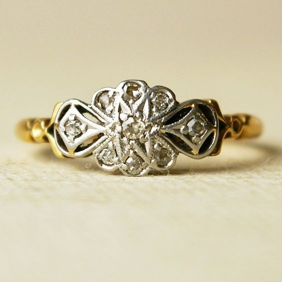 Bague vintage en argent et or avec mandala