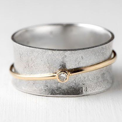 Bague vintage en argent avec zircons « Golden Line »