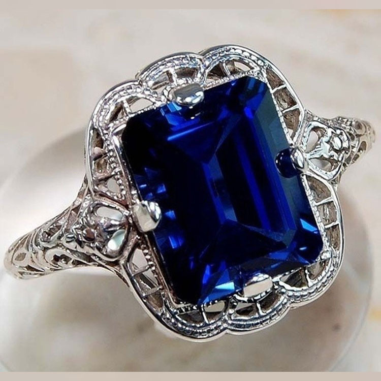 Bague en argent et verre bleu incrusté vintage