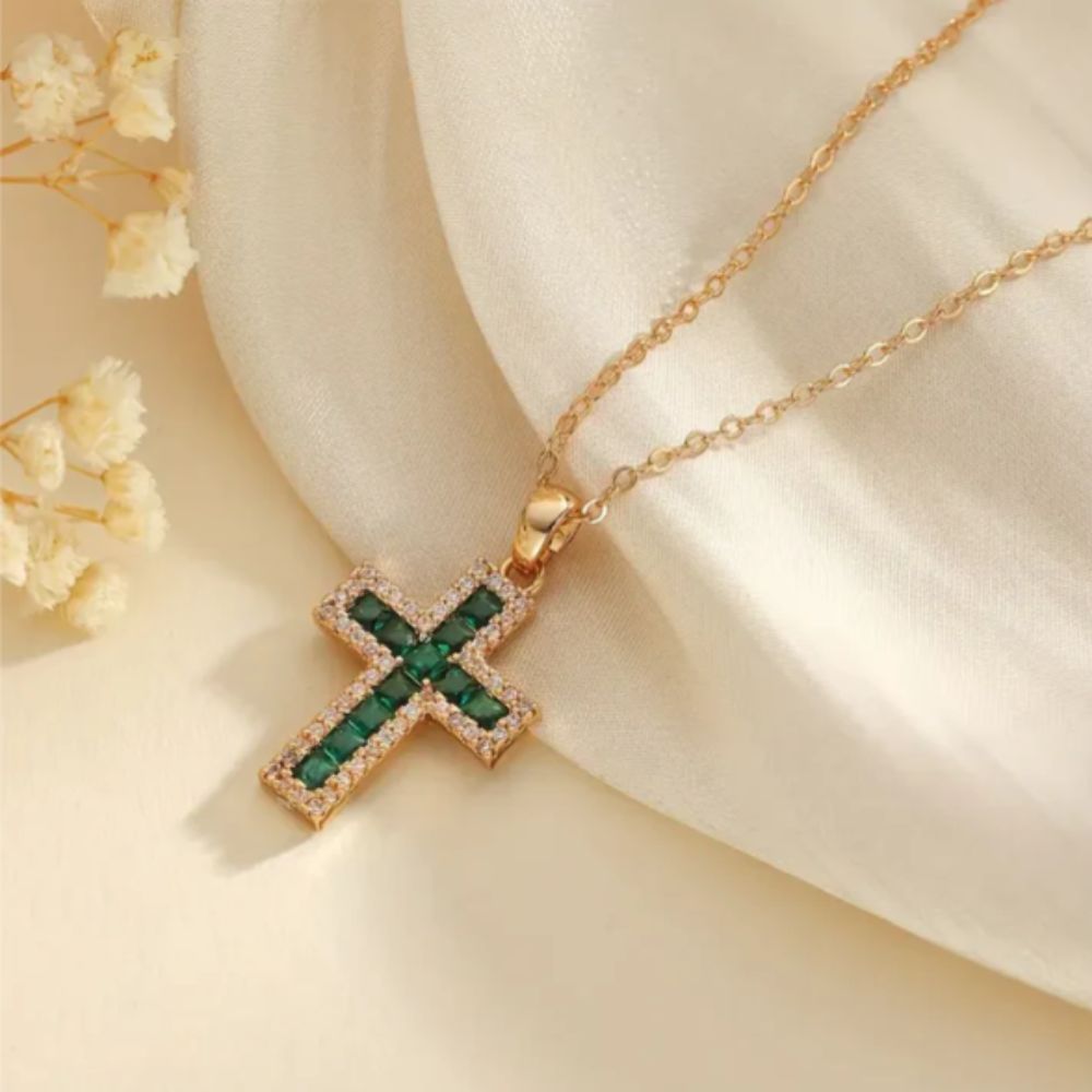 Pendentif Solene Croix Émeraude Collier en Or